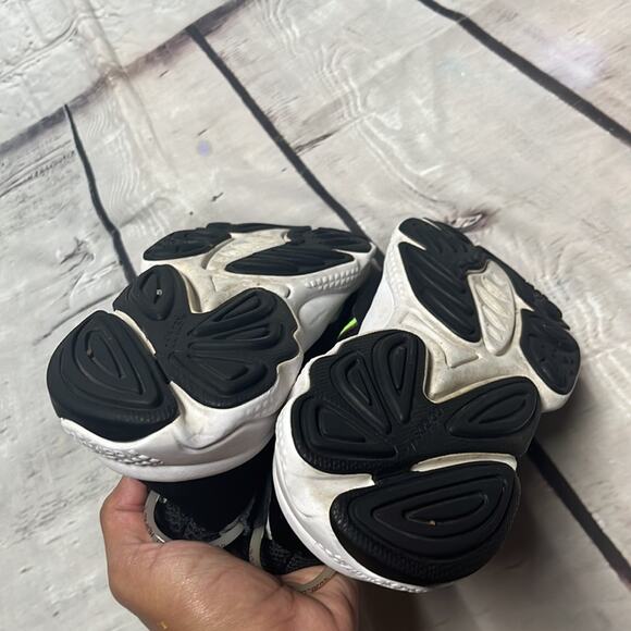 Adidas Ozweego Sneaker Shoes 7 Men - Picture 4 of 5